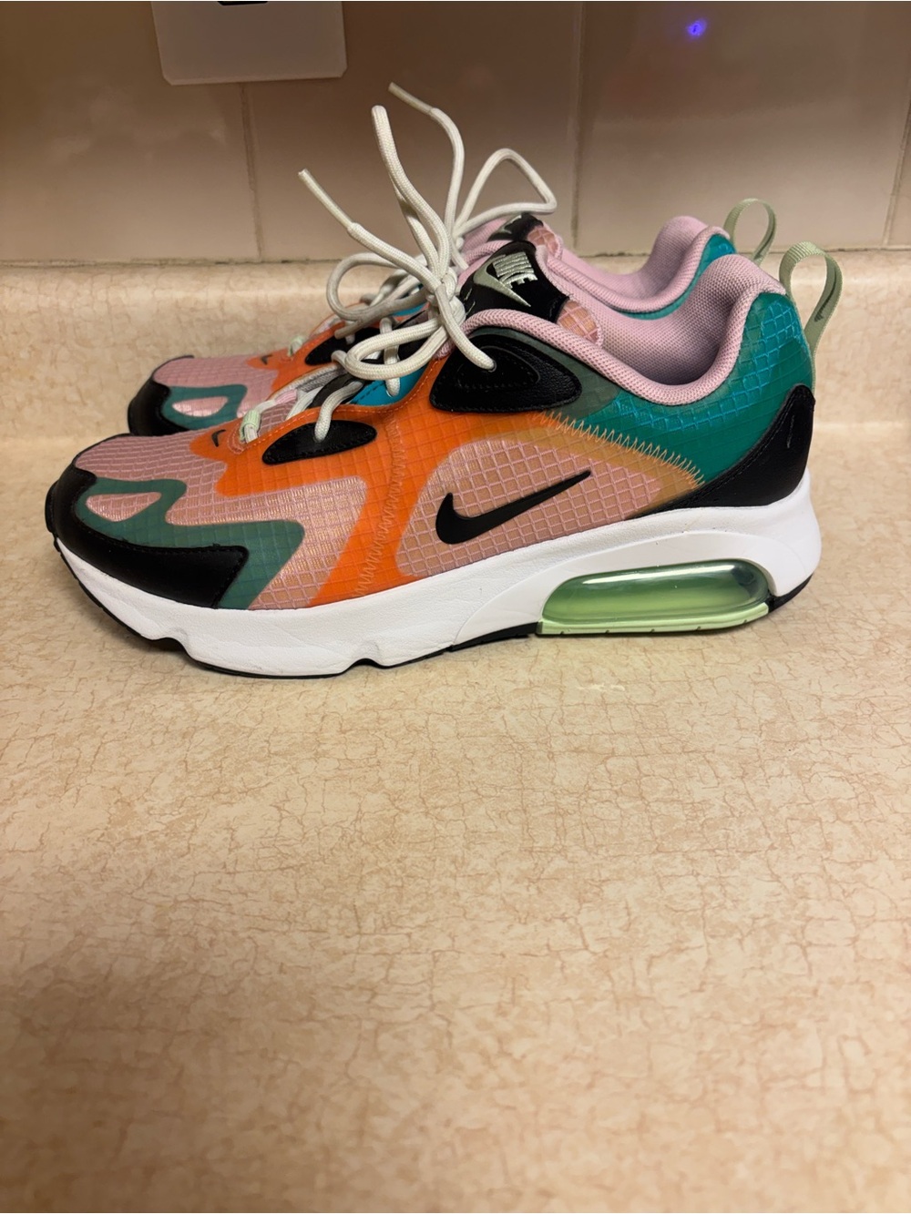Nike Air Max 200 Light Arctic Pink Orange Pulse Size Women’s 8.5 - Picture 5 of 13